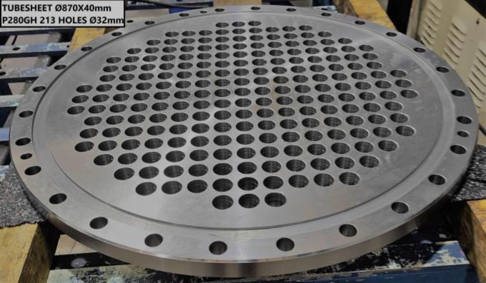 Tấm ống trao đổi nhiệt Titanium Gr1 Gr2 Tấm ống tấm phủ SA182 F304L F316L